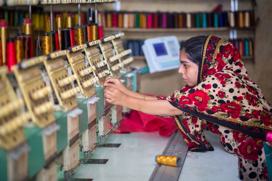 A 5-Hour Workday for Mothers Is Welfare Policy, not a Patriarchal Plot