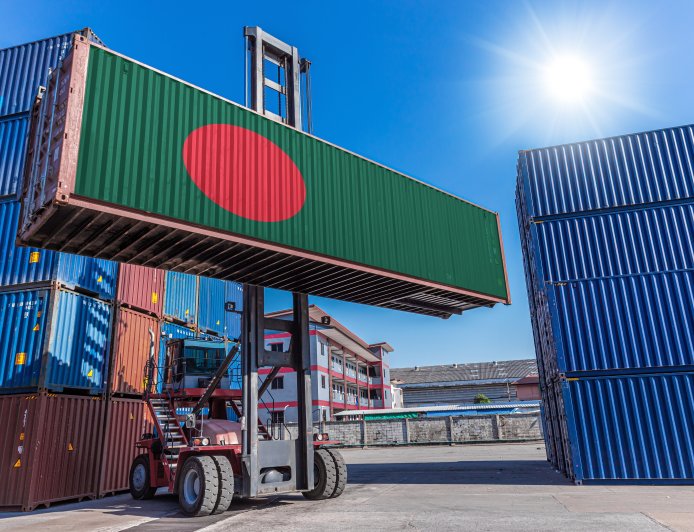 চট্টগ্রাম বন্দর চুক্তি আমাদেরকে কী শেখায়